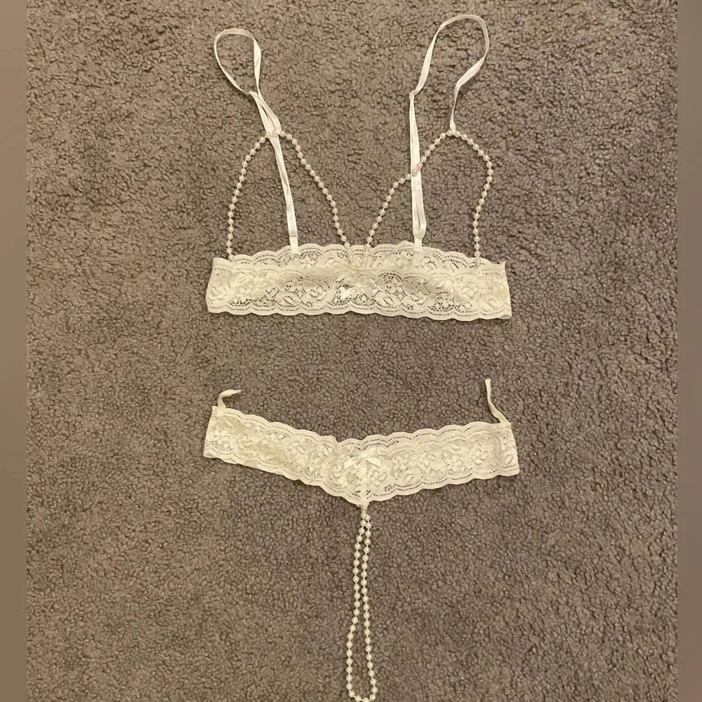 NEW Vintage Pearl and White Lace Bra Panties Thong Intimates Set Bride Wedding - Picture 3 of 6